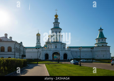 La nuova Gerusalemme, ISTRA, RUSSIA - Agosto 29, 2019: porta la Chiesa del Signore ingresso in Gerusalemme. La risurrezione la nuova Gerusalemme Stauropegial monastero. Foto Stock