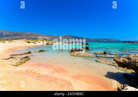 Elafonisi beach, l'incredibile spiaggia rosa di creta che è stato votato più volte come una delle più maestose spiagge non solo in Europa ma anche in Foto Stock