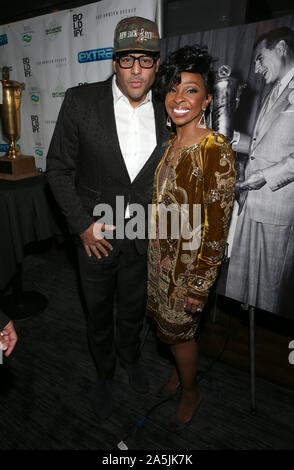 Los Angeles, Ca. Xx oct, 2019. Al B Sure, Gladys Knight, a Gladys Knight il settantacinquesimo compleanno interno al Grill Vibrato Jazz a Los Angeles, la California il 20 ottobre 2019. Credito: Faye Sadou/media/punzone Alamy Live News Foto Stock