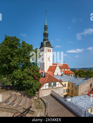 Chiesa di San Nicholas e il Museo di Tallinn, Estonia Foto Stock