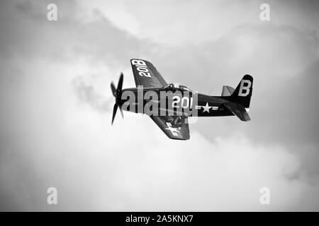 Grumman Bearcat F8F (G-RUMM) airborne al Flying Legends su airshow xiv Luglio 2019 Foto Stock