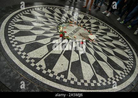 Strawberry Fields, John Lennon Memorial a Central Park Foto Stock
