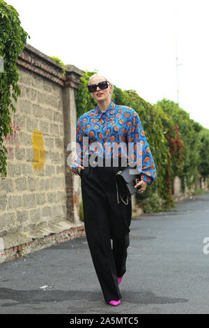 Julia Krees frequentando la mostra durante la settimana della moda milanese settembre 18,2019 Foto Stock