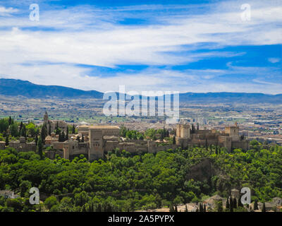 Alhambra di Granada. Palazzo e fortezza costruita dai Mori. Patrimonio mondiale dell'UNESCO, Spagna. Arte islamica, Nasrid dynasty. Foto Stock