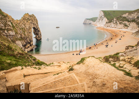 Durdle porta e Jurassic costa nel Dorset, Regno Unito Foto Stock