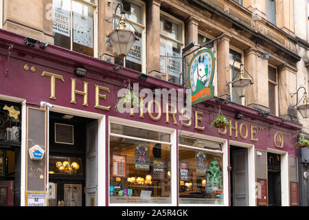 Il Ferro di Cavallo Bar - un tradizionale pub di Glasgow, Drury Street, Glasgow, Scotland, Regno Unito Foto Stock