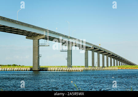 John Gorrie ponte attraversa Apalachicola Bay, 6 ott. 2019, in Apalachicola, Florida. Foto Stock