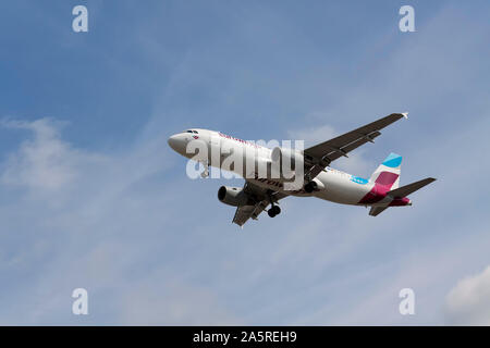 Airbus A320-200 Eurowings Foto Stock