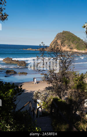 Nobbys Beach, Port Macquarie, un cane locale friendly spiaggia.Le fasi che conducono alla spiaggia Nobbys. Foto Stock