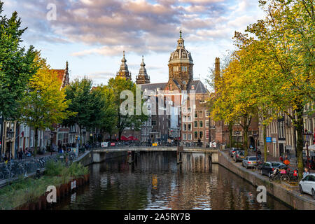 Viste generali di Amsterdam nei Paesi Bassi. Foto Data: giovedì, 17 ottobre 2019. Foto: Roger Garfield/Alamy Foto Stock