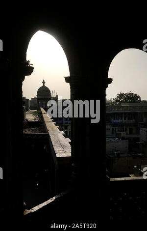 KHARI BAOLI DELHI - ASIA - LA PIÙ GRANDE COMMERCIO ALL'INGROSSO SPICE MARKET si trova nella vecchia Delhi area. Foto Stock