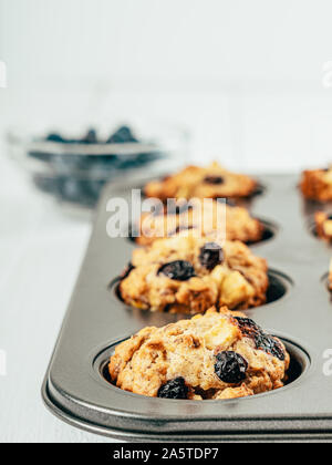 Mirtillo e Apple fruttato tortine muffin Foto Stock