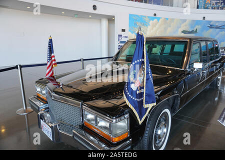 La limousine presidenziale di Ronald Reagan Presidential Library in Simi Valley in California. Foto di Dennis Brack Foto Stock