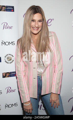 Ottobre 22, 2019, Hollywood, CA, Stati Uniti d'America: 22 Ottobre 2019 - Hollywood, California - Denise Albert. Evento Mamarazzi con Melissa Joan Hart tenuto presso il Blue Palms birreria all'Avalon Hollywood. Photo credit: FayeS/AdMedia (credito Immagine: © F Sadou/AdMedia via ZUMA filo) Foto Stock