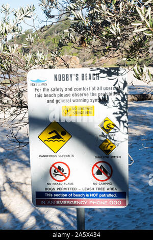 Nobbys Beach, Port Macquarie, un cane locale friendly spiaggia. Foto Stock