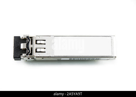 Ottico SFP Gigabit module per switch di rete isolato su sfondo bianco Foto Stock