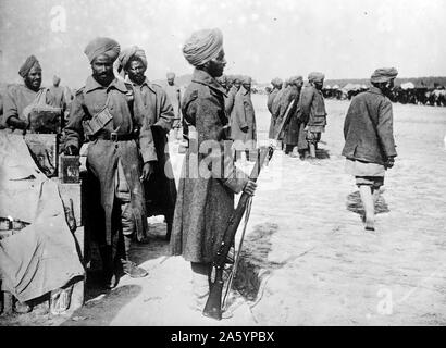 Fotografia di soldati indiani che serve in Francia durante la Prima Guerra Mondiale. Datata 1915 Foto Stock