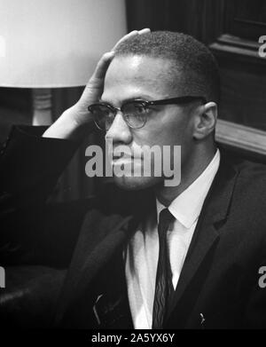 Malcolm X (19 maggio 1925 - 21 febbraio 1965), nato Malcolm Little, egli è stato un americano ministro musulmano e un attivista per i diritti umani Foto Stock