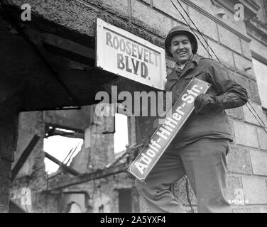 Fotografia di un soldato americano durante la Seconda Guerra Mondiale. Datata 1944 Foto Stock