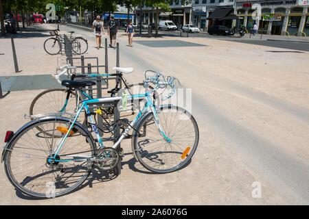 Francia, Rhône, Lione, Quai Victor Augagneur, argini, bicicletta, mobilità, Foto Stock