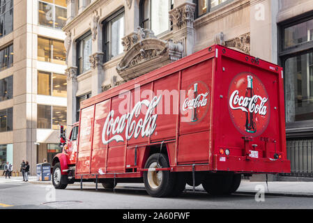 Coca Cola carrello parcheggiato in una strada di Boston STATI UNITI D'AMERICA Foto Stock