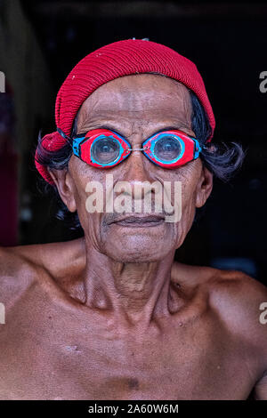 Strada acciottolata, Villaggio di Sideng, Shaxi, Yunnan, Cina, Asia Foto Stock
