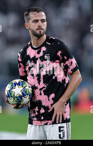 Torino, Italia. 22 ottobre, 2019. j5durante la UEFA Champions League match tra Juventus e Lokomotiv Mosca alla Juventus Stadium, Torino, Italia il 22 ottobre 2019. Foto di Giuseppe mafia. Credit: UK Sports Pics Ltd/Alamy Live News Foto Stock