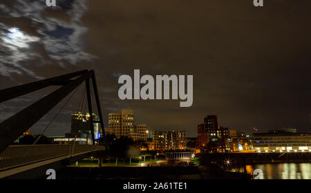 Nightshoot del Media Harbour Duesseldorf Foto Stock