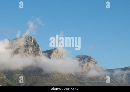 Dodici Apostoli picchi di montagna Foto Stock