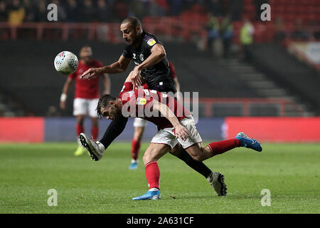 Bristol, Regno Unito. 23 Ott, 2019. Rodri di Bristol City mette la testa nel punto in cui si fa male durante il cielo EFL scommessa match del campionato tra Bristol City e Charlton Athletic a Ashton Gate, Bristol, Inghilterra il 23 ottobre 2019. Foto di Dave Peters. Solo uso editoriale, è richiesta una licenza per uso commerciale. Nessun uso in scommesse, giochi o un singolo giocatore/club/league pubblicazioni. Credit: UK Sports Pics Ltd/Alamy Live News Foto Stock