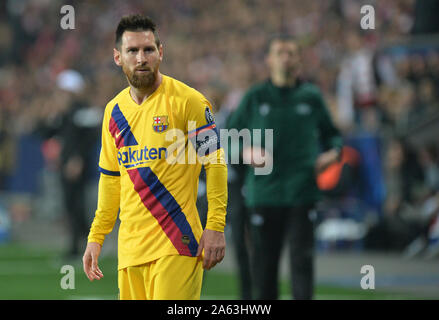 Praga, Repubblica Ceca. 23 Ott, 2019. Lionel Messi capitano di Barcellona durante la UEFA Champions League, Gruppo F partita di calcio tra la Slavia Praga v FC Barcellona a Sinobo Stadium di Praga, il 23 ottobre 2019. Credito: Slavek Ruta/ZUMA filo/Alamy Live News Foto Stock