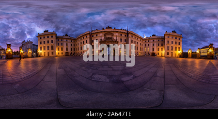 Visualizzazione panoramica a 360 gradi di Castello di Praga