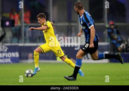 Milano, Italien. 23 Ott, 2019. firo: 23.10.2019, calcio, Champions League, stagione 2019/2020, 3° gruppo match Inter Milan - Borussia Dortmund, Thorgan pericolo, Borussia Dortmund, Borussia, BVB e #gf | Utilizzo di credito in tutto il mondo: dpa/Alamy Live News Foto Stock