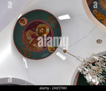 Protaras, Cipro - Ott 6. 2019. L immagine di Gesù Cristo sul soffitto nella chiesa di San Nicola Foto Stock