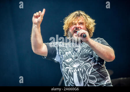 Solvesborg, Svezia. 6th, Giugno 2019. La commedia americana rock duo Tenacious D esegue un concerto dal vivo durante la Presidenza svedese music festival Sweden Rock Festival 2019. Il duo è composto da due attori, musicisti e cantanti Jack Black (foto) e Kyle Gass. (Photo credit: Gonzales foto - Terje Dokken). Foto Stock