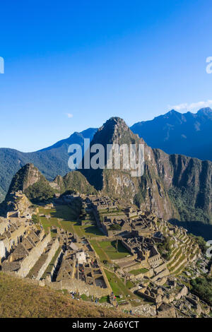 Antica storica Inca di Machu Picchu in montagna nelle Ande, regione di Cuzco, Perù Foto Stock