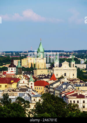 Vista in elevazione verso la Torre Trinitaria e la Cattedrale, Lublino Lublino voivodato, Polonia Foto Stock