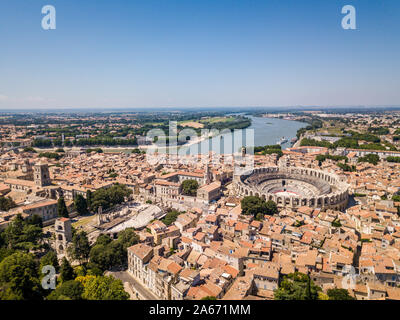 Vista aerea di Arles Cityscapes, Provenza, Francia Foto Stock