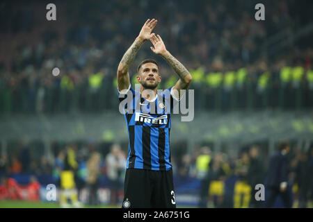 Milano, Italia. 23 Ott, 2019. calcio UEFA Champions League 2019-20 Inter vs BORUSSIA DORTMUNT 2-0 nell'immagine: SKRINIAR Credit: Indipendente Agenzia fotografica/Alamy Live News Foto Stock