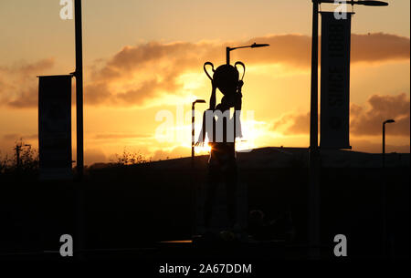 Una vista generale del Billy McNeil statua durante la UEFA Europa League gruppo e corrispondono al Celtic Park di Glasgow. Foto Stock