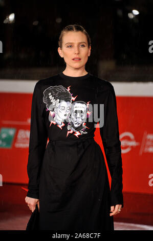 Roma, Italia. 24 ott 2019. Roma Cinema Fest 2019.Red carpet film Ran con la haunted raffigurato Dree Hemingway Credit: Indipendente Agenzia fotografica/Alamy Live News Foto Stock