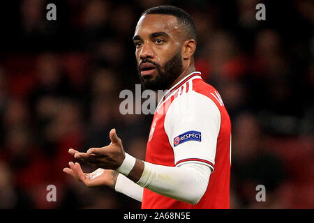 Londra, Regno Unito. 24 ott 2019. Alexandre Lacazette dell'Arsenal guarda a. La UEFA Europa League, gruppo F, Arsenal v Vitoria SC a Emirates Stadium di Londra giovedì 24 ottobre 2019. Questa immagine può essere utilizzata solo per scopi editoriali. Solo uso editoriale, è richiesta una licenza per uso commerciale. Nessun uso in scommesse, giochi o un singolo giocatore/club/league pubblicazioni . pic da Steffan Bowen/Andrew Orchard fotografia sportiva/Alamy Live news Credito: Andrew Orchard fotografia sportiva/Alamy Live News Foto Stock