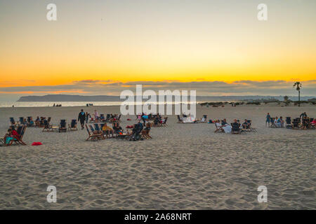 San Diego, California/USA - Agosto 13, 2019 Coronado Beach al tramonto. San Diego, costa californiana Foto Stock