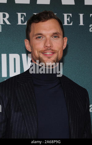 Monaco di Baviera, Germania. 24 ott 2019. L'attore britannico ed Skrein arriva alla sua prestazione speciale della guerra mondiale dramma 'Midway - per la libertà". La versione teatrale è 07 novembre 2019. Credito: Volker Dornberger/dpa/Alamy Live News Foto Stock