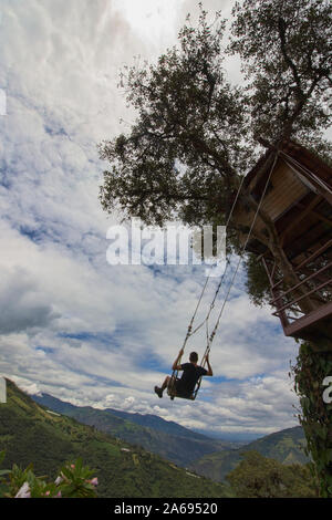 Lo Swing alla fine del mondo, Casa de Arbol, Baños de Agua Santa, Ecuador Foto Stock