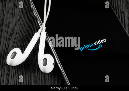 A Helsinki, Finlandia, 4 Maggio 2019: Amazon Video icona applicazione su Apple iPhone schermo X close-up. Amazon PrimeVideo icona app. La perfezione del Amazon applic Foto Stock