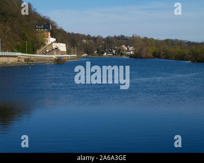 Visualizzare fino al fiume Ruhr al vecchio ostello della gioventù, Muelheim Foto Stock