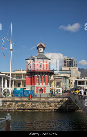 Torre dell'orologio sul Lungomare Victoria and Alfred e Cape Town, Sud Africa e Africa Foto Stock