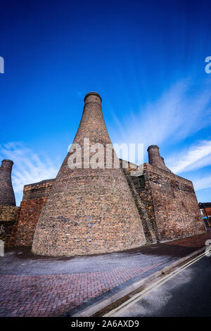 La famosa bottiglia forni a Gladstone Pottery Museum in Stoke on Trent, Fabbricazione ceramica, una delle ex ceramica e la città di settore Foto Stock