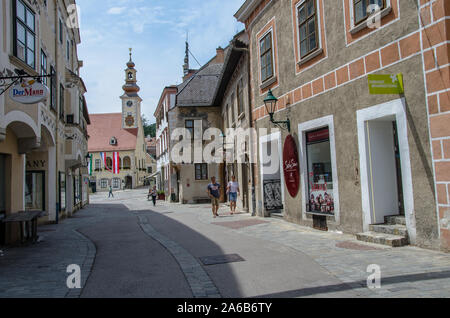 Mödling, capitale del distretto austriaco con lo stesso nome si trova 14 km a sud di Vienna, si trova nella Bassa Austria la zona industriale. Foto Stock